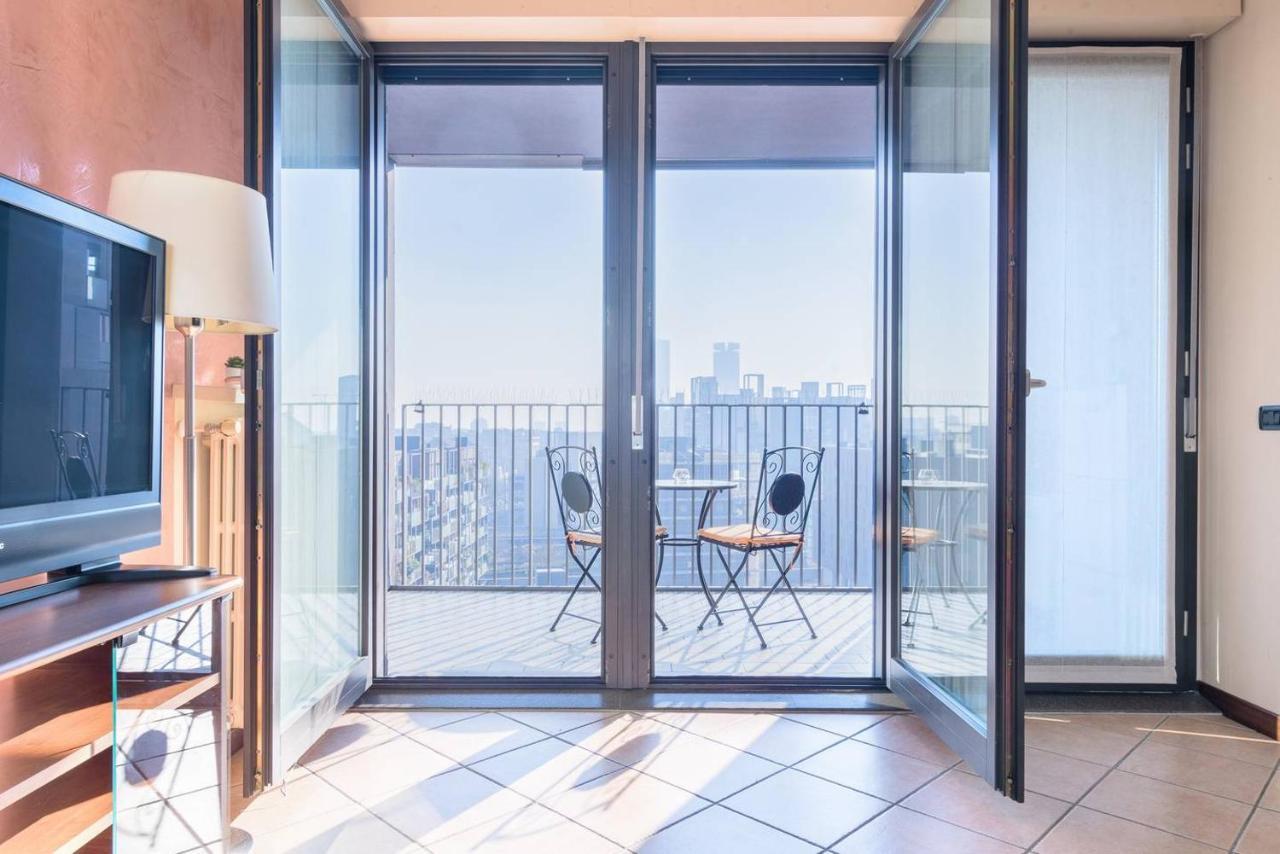 Appartamento Fiera Milanocity View With Terrace Next To Shopping Mall Esterno foto