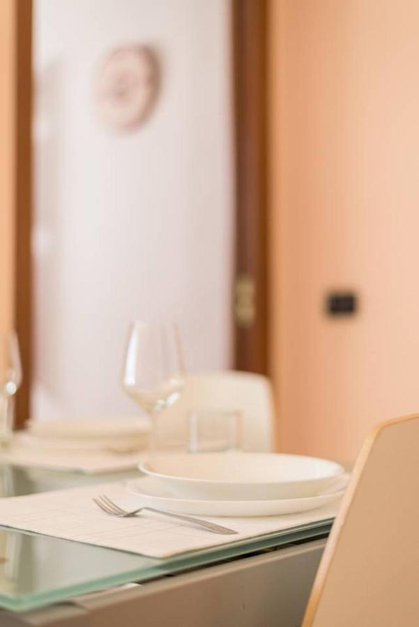 Appartamento Fiera Milanocity View With Terrace Next To Shopping Mall Esterno foto