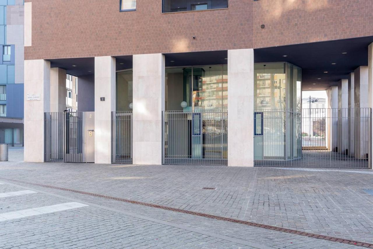 Appartamento Fiera Milanocity View With Terrace Next To Shopping Mall Esterno foto