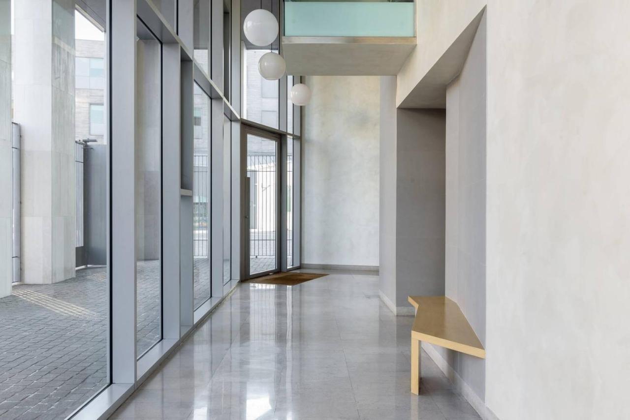 Appartamento Fiera Milanocity View With Terrace Next To Shopping Mall Esterno foto